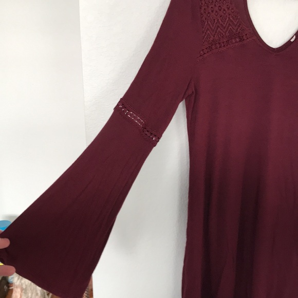 BLACK CHERRY DRESS WITH BELL SLEEVES SIZE MED LENGTH FROM SHOULDER IS 35in - Picture 2 of 5